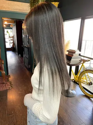 セミロング vivre libreのヘアスタイル