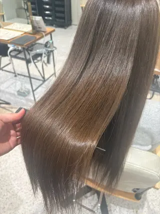 ロング カラー ブリーチ/マツエク 𝓡𝓲𝓷🫧のマツエク・マツパデザイン