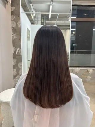 セミロング サアヤ/ SYS by fitのヘアスタイル