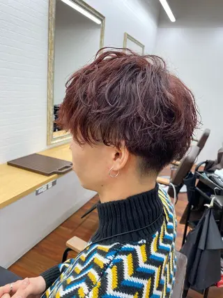 カラー パーマ メンズ 岡本 智次のヘアスタイル