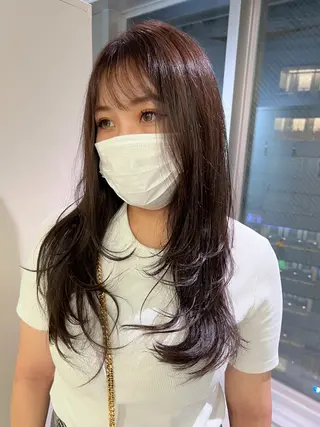 ロング カラー 艶ハイトーン‪‪🔆 ️️️安座間 希のヘアスタイル