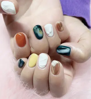 ネイル MoonNail ユリ🌸のネイルデザイン