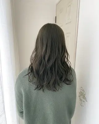セミロング カラー 🍑もも 🍑のヘアスタイル