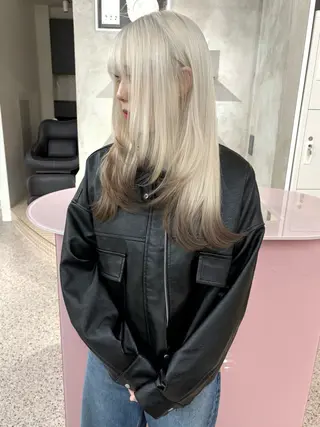 ロング カラー PELEハイトーン shinobuのヘアスタイル