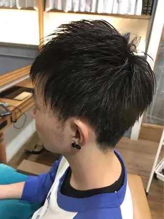 ショート メンズ 新井 友菜のヘアスタイル