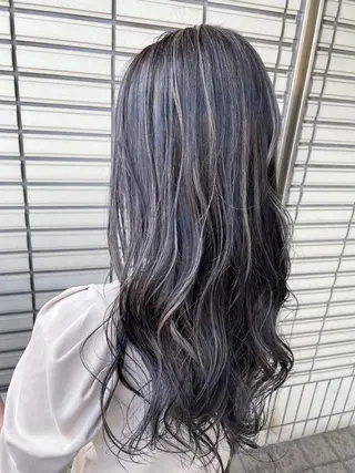 セミロング カラー NINE+/代表 ブリーチ特化型サロンのヘアスタイル