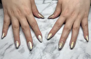 ネイル Miimo💅🏻 ほのか ·͜·♡のネイルデザイン
