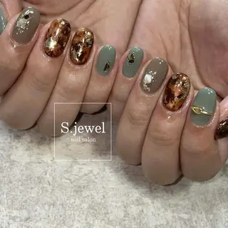 ネイル S. JEWELのネイルデザイン