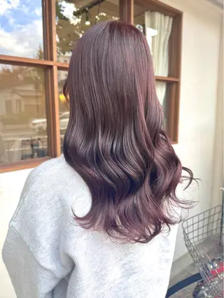 ロング カラー 宮川 彩乃のヘアスタイル