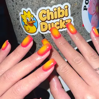 ネイル PINS16所属・くれは🩵💙 PINS16のネイルデザイン