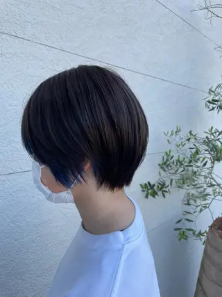ショート カラー 鵜飼 真伍のヘアスタイル