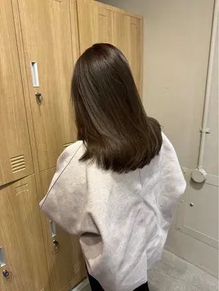 カラー レイヤーカット🍏 オリーブ/ののかのヘアスタイル