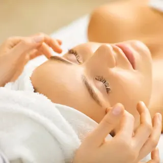 小顔×美肌デザイン✨ 理想へトータルケア◎のエステ・リラクイメージ