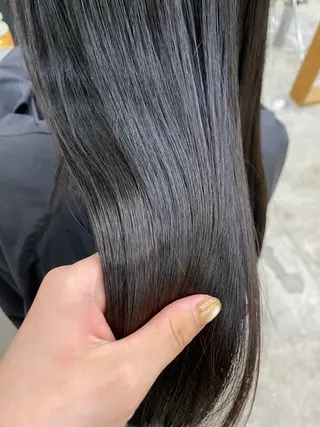 パーマ KVELL ユナのヘアスタイル