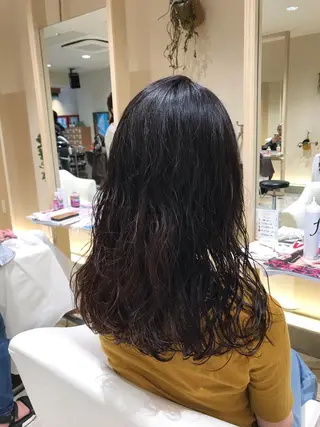 ロング パーマ 三代 ゆりあのヘアスタイル