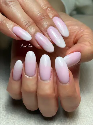 ネイル καρδιά -ｶﾙﾃﾞｨｱ-のネイルデザイン