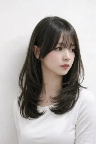 セミロング カラー 【透明感×レイヤー】 🍃RIKU🍃のヘアスタイル