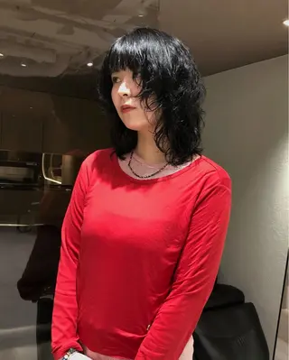 ミディアム rino🤍 恵比寿レイヤーカットのヘアスタイル