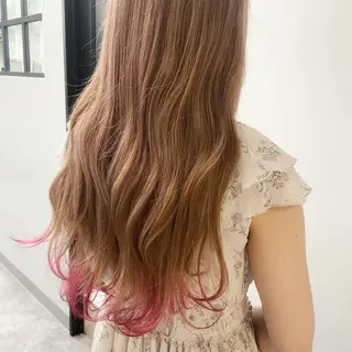 ロング カラー natsumi / N°ariaのヘアスタイル