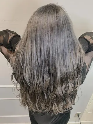 ロング カラー 🦖鶴岡 香純🦖のヘアスタイル