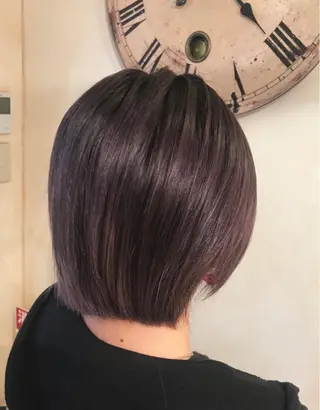 ショート カラー 岩谷/ブリーチ 🪽透明感カラーのヘアスタイル