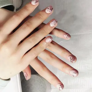 ネイル 桃子 Nail高円寺のネイルデザイン