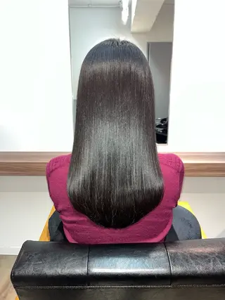 ロング DEARS（ディアーズ）自由が丘所属・小山 身和子のヘアスタイル