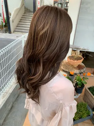 ロング 屋比久 一樹のヘアスタイル