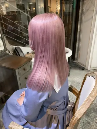 セミロング カラー 柔らかベージュ 🤎YUKAのヘアスタイル