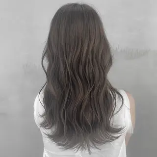 ロング カラー ヘアアレンジ 🌟🍒ハイトーン 韓国ヘア/ユウミのヘアスタイル