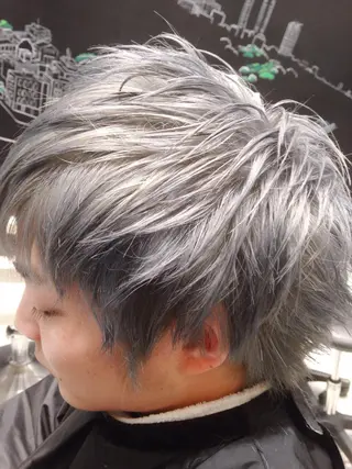 カラー メンズ Re:ta Hair 飯田淳平のヘアスタイル