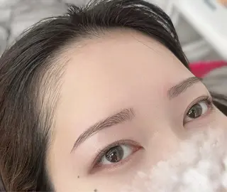 アイブロウ LEDマツエク•眉毛 まつげパーマのマツエク・マツパデザイン