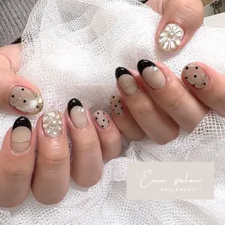 ネイル Ema salon satomiのネイルデザイン