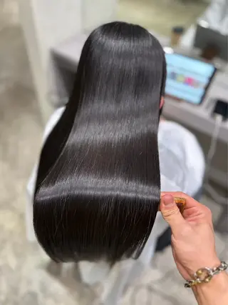 ロング 40代以降の 縮毛矯正専門家のヘアスタイル