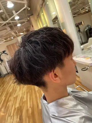 ミディアム 式部 颯斗のヘアスタイル