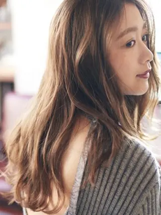 ロング ヘアアレンジ カットパーマ 募集／Otohaのヘアスタイル