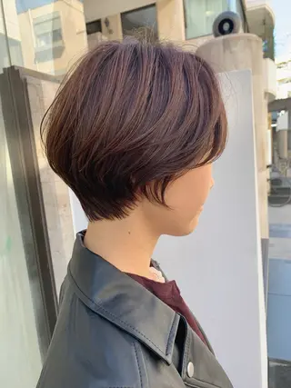ショート カラー ミヤザキ タクトのヘアスタイル
