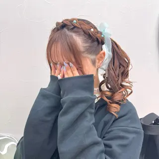 ロング ヘアアレンジ ヘアメ🎀推しカラー 🥣横浜/しほ🧸のヘアスタイル