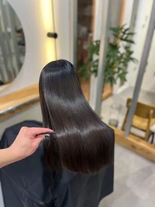 ロング 冨田 悠稀/ 髪質改善カラー🫧のヘアスタイル