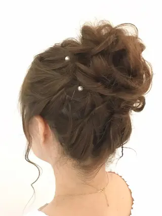 セミロング ヘアアレンジ ヘアメイク エンカレッジのヘアスタイル