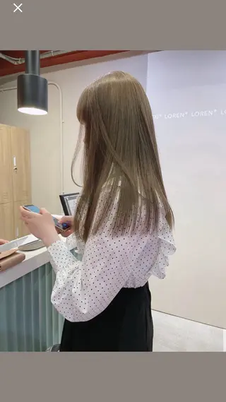 カラー オリーブ🎶アッシュ グレージュちひろ🧸のヘアスタイル
