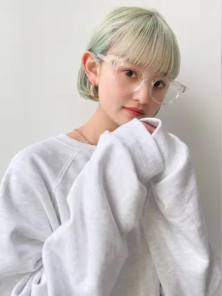 ショート カラー ヘアアレンジ 🧨ブリーチー×ボブ レイヤー💎じゅえるのヘアスタイル