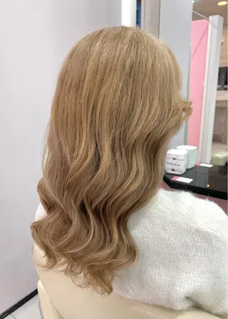 セミロング momoka モデル募集のヘアスタイル