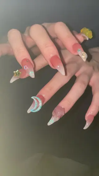 ネイル Ri-e's nailのネイルデザイン