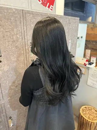 ロング 水口 莉央のヘアスタイル