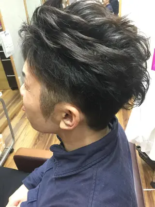ショート カラー パーマ メンズ 後藤 健史のヘアスタイル