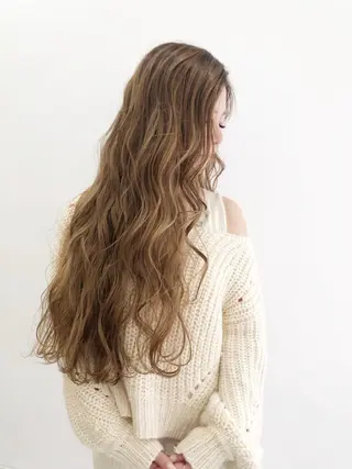 ロング カラー パーマ ヘアアレンジ 🎀 ひ な 🎀のヘアスタイル