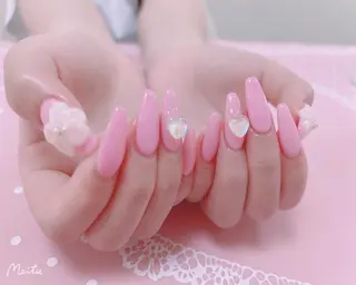 ネイル はぴねす所属・横浜 美夢のネイルデザイン
