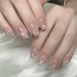 ネイル L'oeillet HIBIKIのネイルデザイン