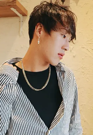 ショート カラー 徳永 博志のヘアスタイル